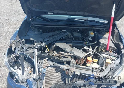 2013 Subaru Impreza Premium из США, поврежденный, VIN JF1GJAD67DH008691